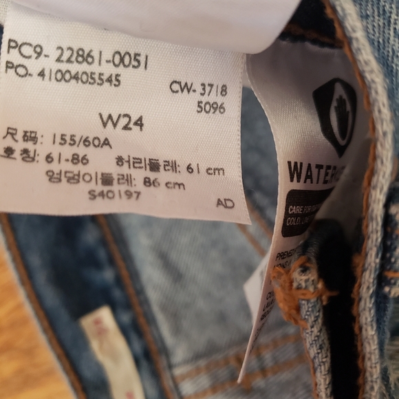 Levi's Wedgie 24x27 skinny premium 100 cotton rigid vintage style retro jean - Picture 9 of 16